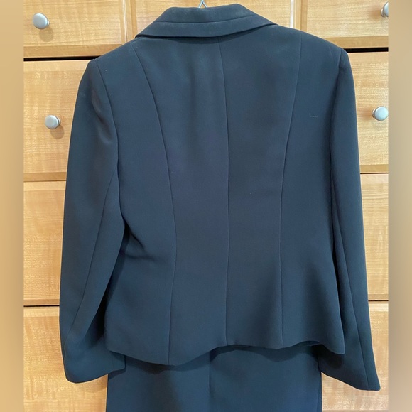 Herbert Grossman 4P Black Skirt Suit With Skirt and Jacket - Picture 5 of 8